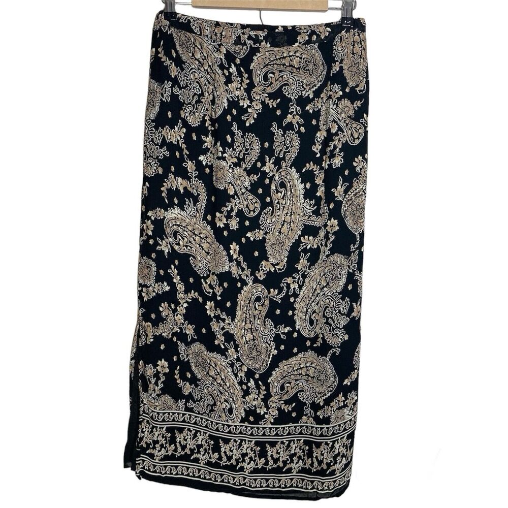 JM Collection Maxi Skirt Womens 10 P Black White Floral Paisley Boho Slit Modest - Picture 2 of 8